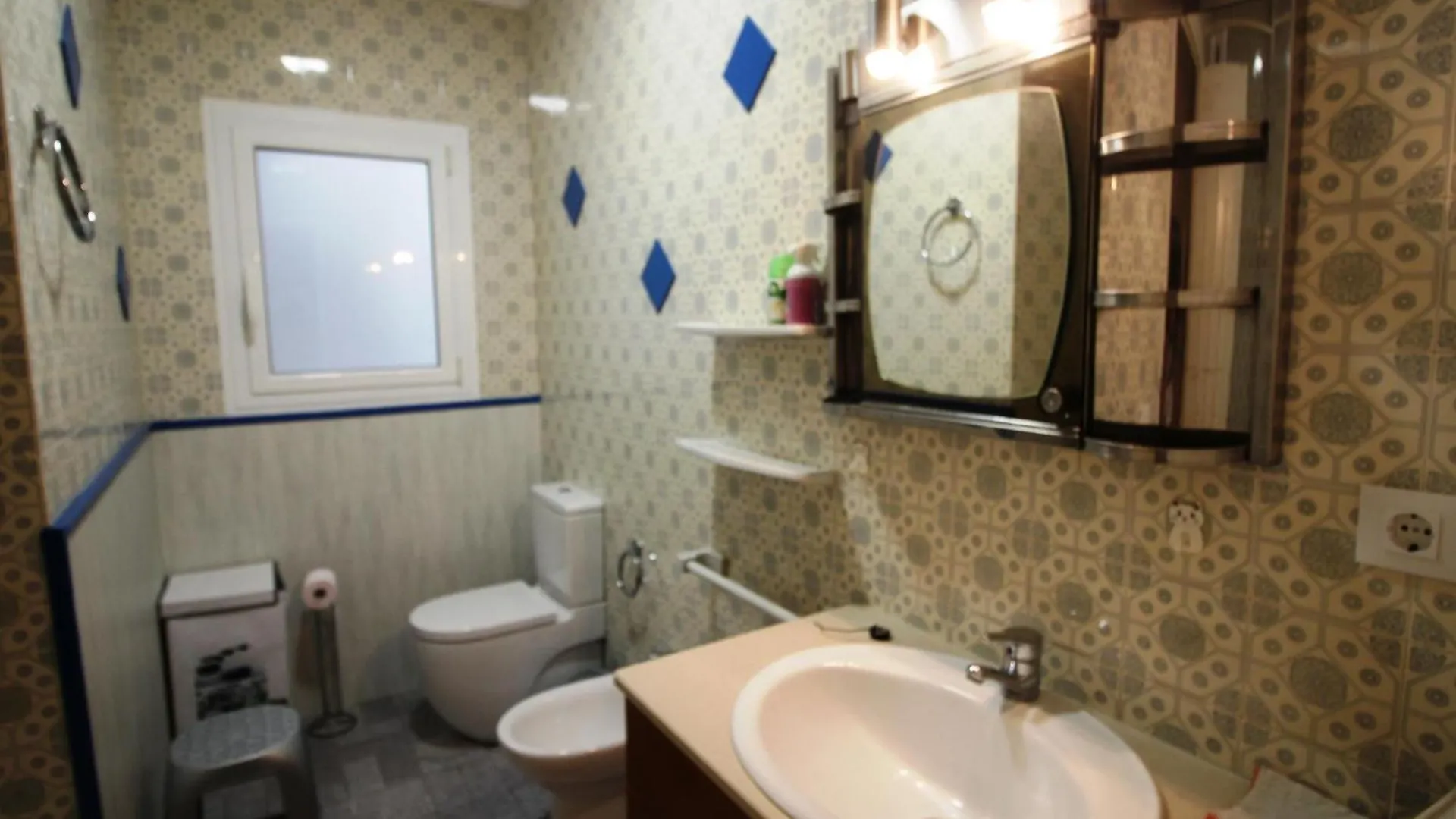 Apartment Europa 15 - Apartamento Centrico En Llanca Con Dos Dormitorios. - Es-228-72