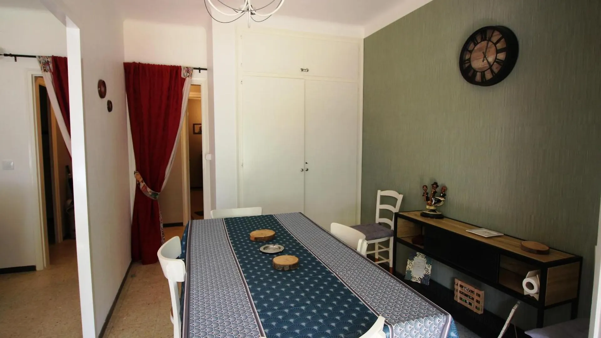 Europa 15 - Apartamento Centrico En Llanca Con Dos Dormitorios. - Es-228-72 Spain